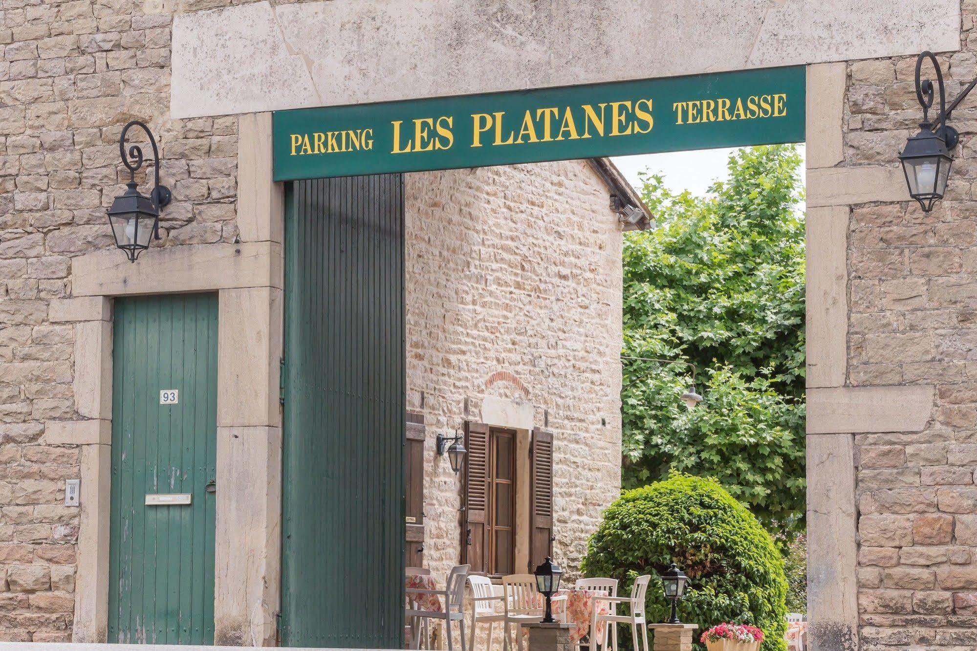 Logis Hotel Les Platanes Reyssouze Екстериор снимка
