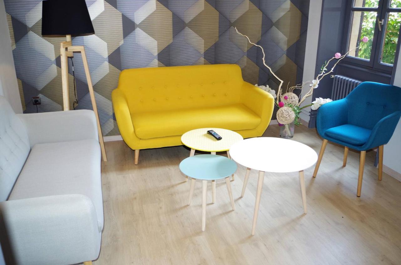 Logis Hotel Les Platanes Reyssouze Екстериор снимка